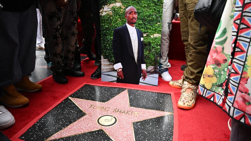 Tupac Shakur estrella 1