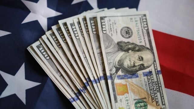 El salario que se necesita en cada estado de Estados Unidos para que una persona soltera pueda vivir cómodamente