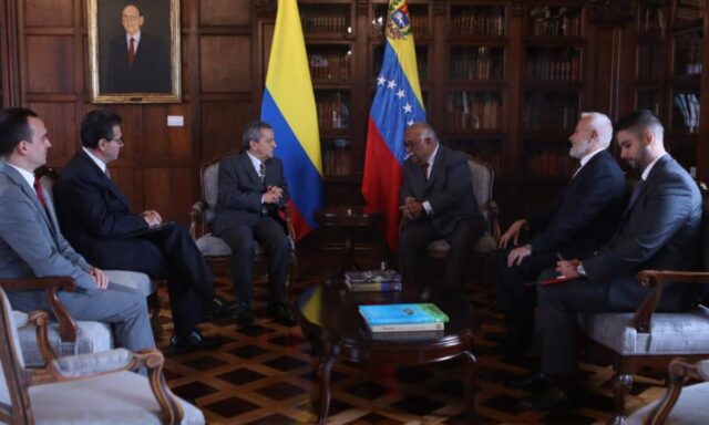 La fecha de apertura de los consulados de Venezuela en Colombia