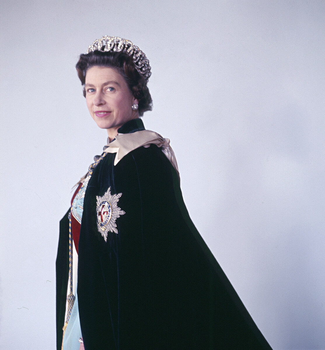 A un año de la muerte de la reina Isabel II: homenaje íntimo y lo que ...