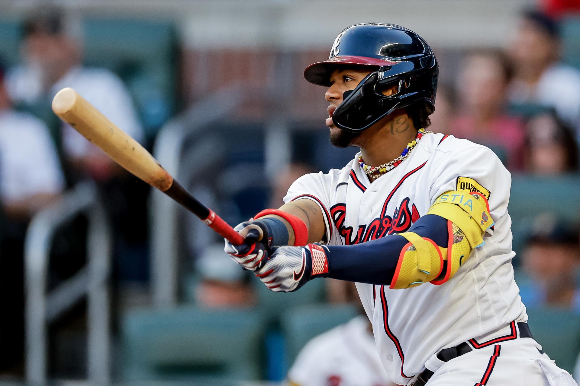 Ronald Acuña Jr. se convierte en el primer jugador 40-60 en la historia ...