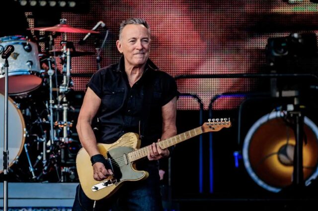 Bruce Springsteen pospuso conciertos hasta 2024 para recuperarse de una úlcera