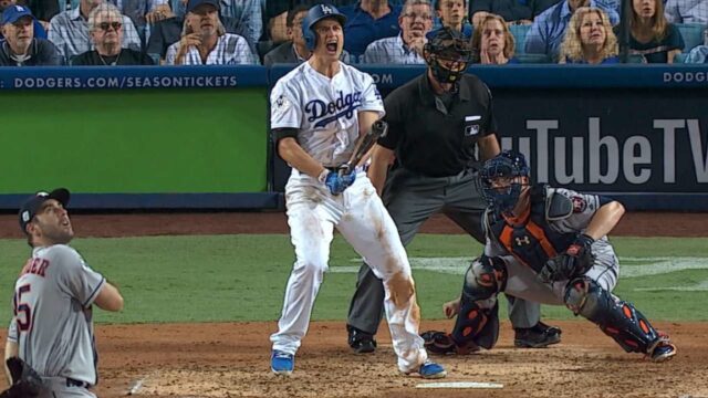 Jonrón de Corey Seager le da la ventaja a los Rangers en la Serie Mundial