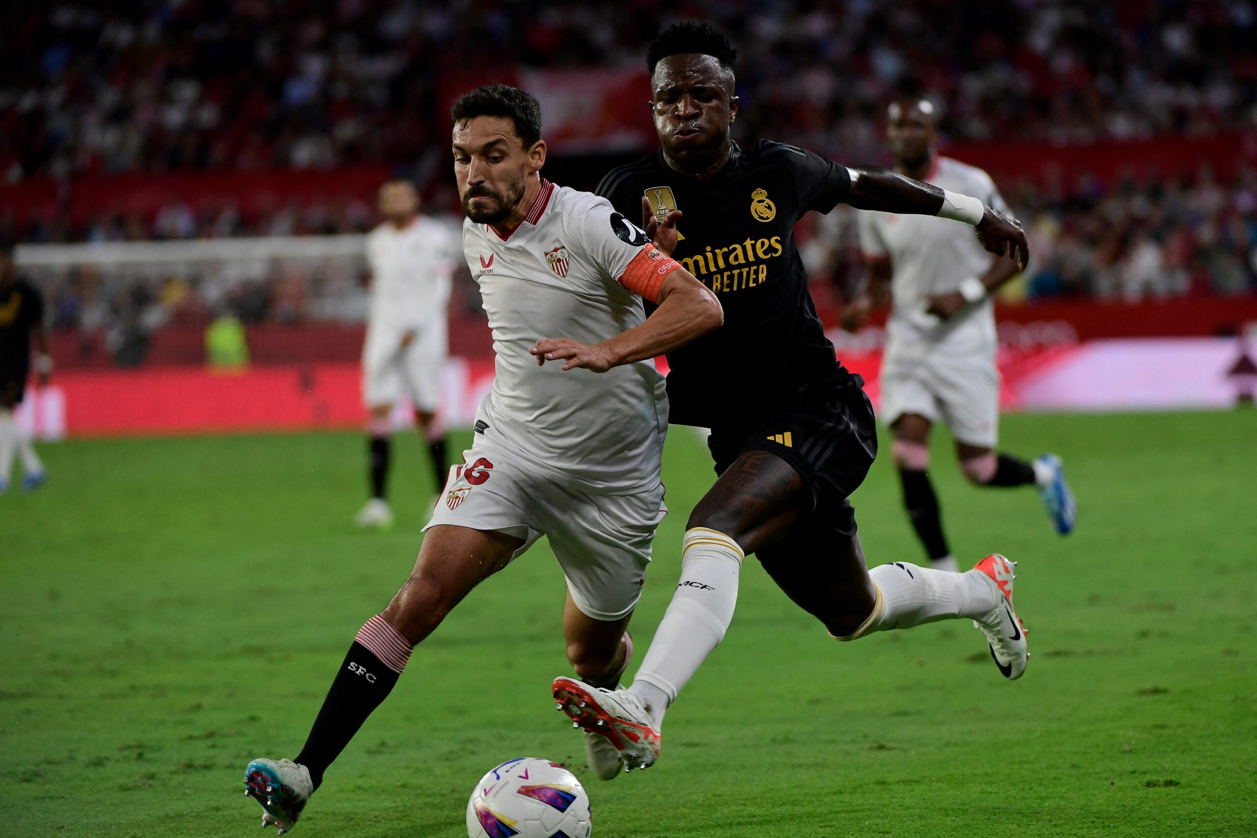 Real Madrid empató ante el nuevo Sevilla de Diego Alonso