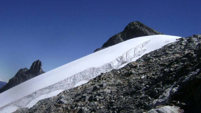 Glaciar_Pico_Humboldt_Sierra_Nevada-Merida_6-696x392