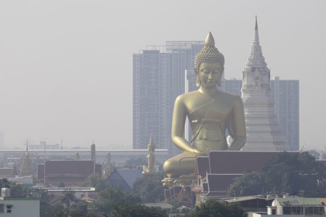 Alertan de los insalubres niveles de contaminación en Bangkok