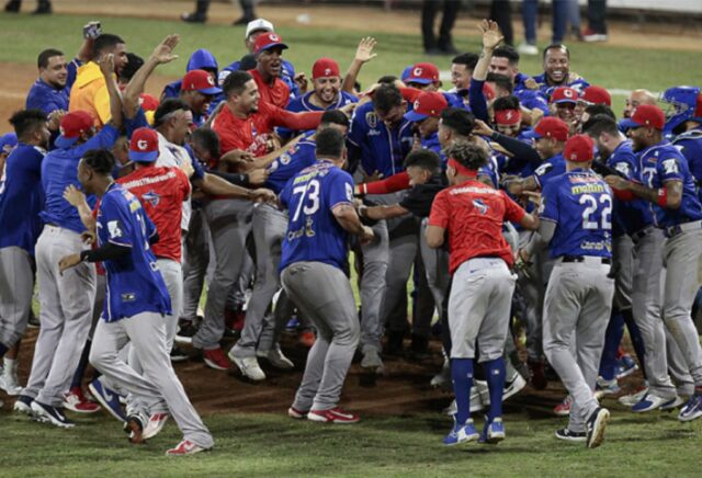 Tiburones de La Guaira clasificó a la final de la LVBP