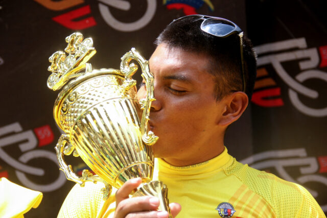 El ecuatoriano Jonathan Caicedo se corona campeón de la Vuelta al Táchira