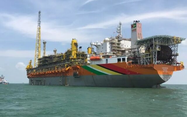 ExxonMobil perforará pozos frente a las costas del Esequibo