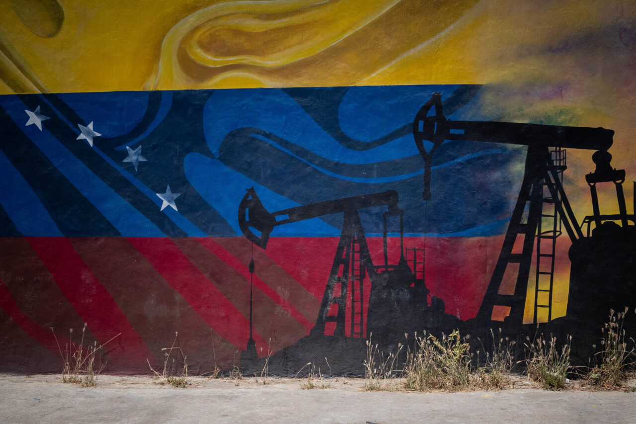 Suspenso en Venezuela a un mes del vencimiento del alivio de las sanciones de EE.UU.