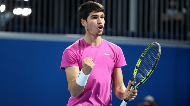 Alcaraz vuela alto en Miami mientras eliminan de octavos a Swiatek y Gauff
