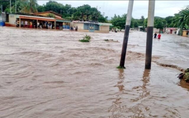 Inundaciones en Cumanacoa: habilitan centros de acopio para ayudar a los damnificados
