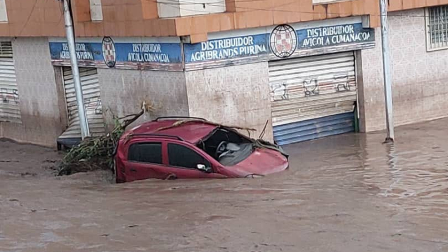 cumanacoa-sucre-inundaciones-tras-desbordamiento-del-rio-manzanares-24323