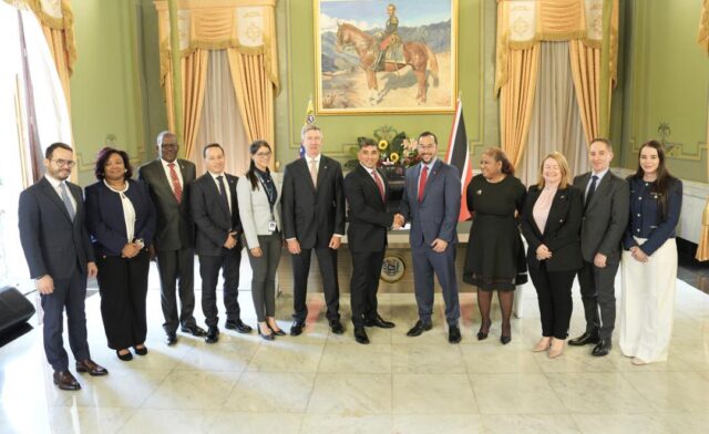 El gobierno firma acuerdos con Trinidad y Tobago para un proyecto de gas en un campo marítimo