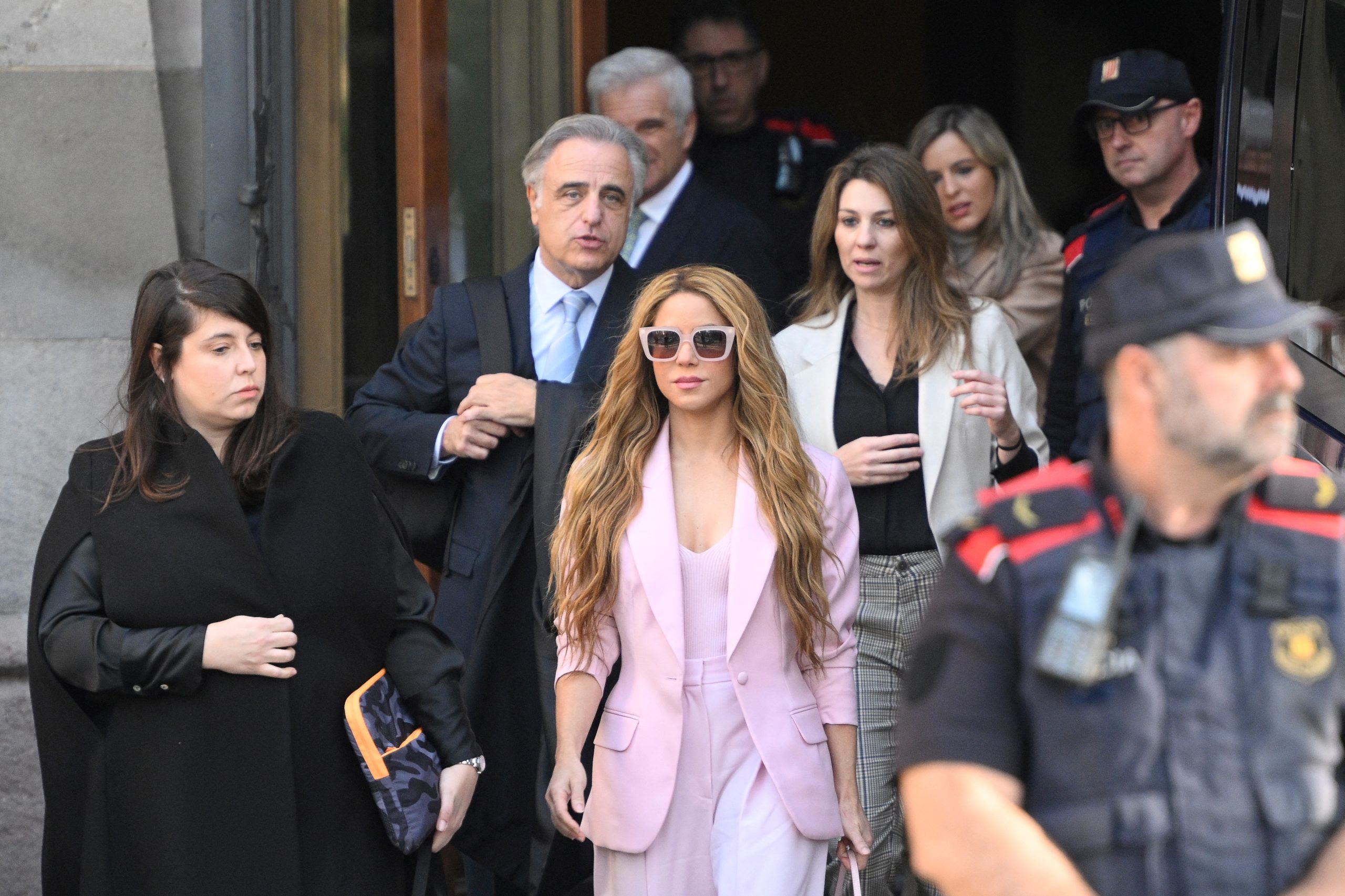 Justicia española ordena al fisco devolver más de 55 millones de euros a Shakira