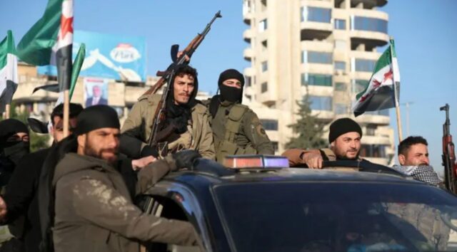 Quiénes son los rebeldes que están tomando el control de Alepo, la segunda ciudad más importante de Siria