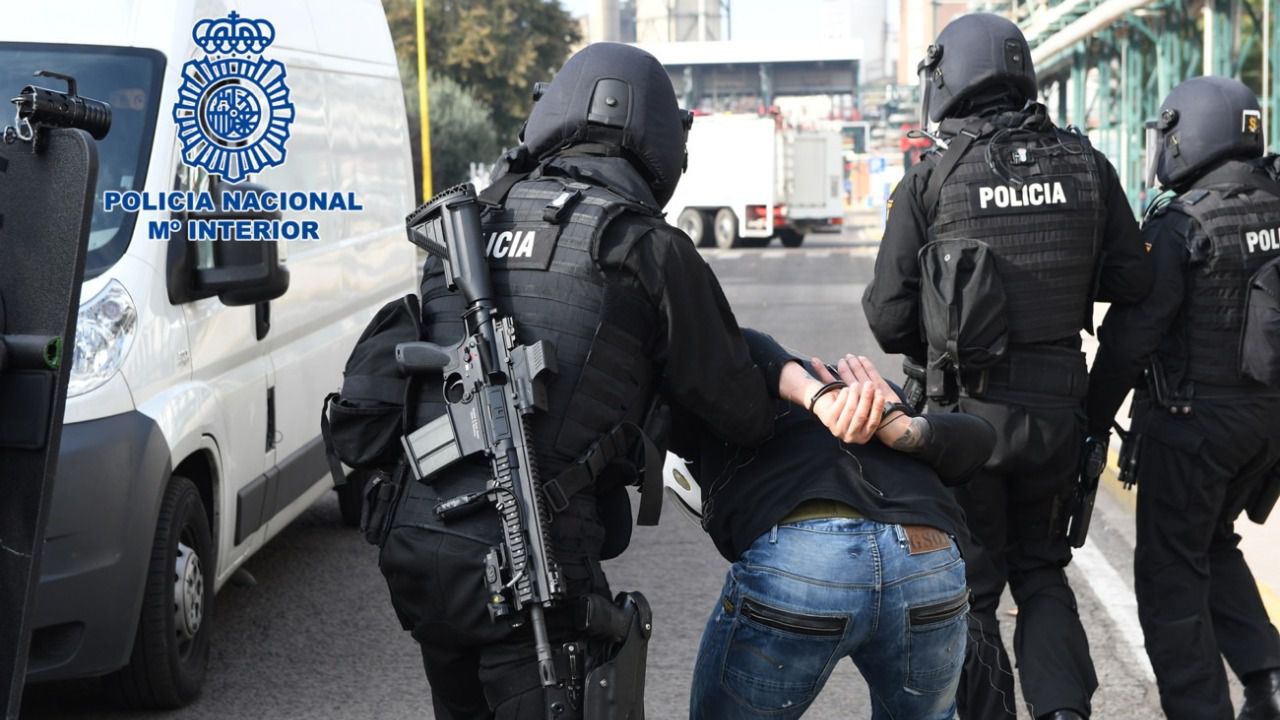 5680_policanacional-2