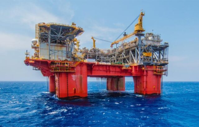 Colapsó parcialmente una plataforma petrolera en Trinidad y Tobago: el hecho causó varios heridos