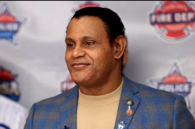 Sammy Sosa se reconcilia con los Cachorros tras 17 años
