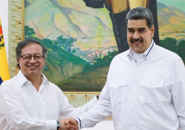 ¿Al fin el gobierno de Gustavo Petro le comprará Monómeros a Maduro?