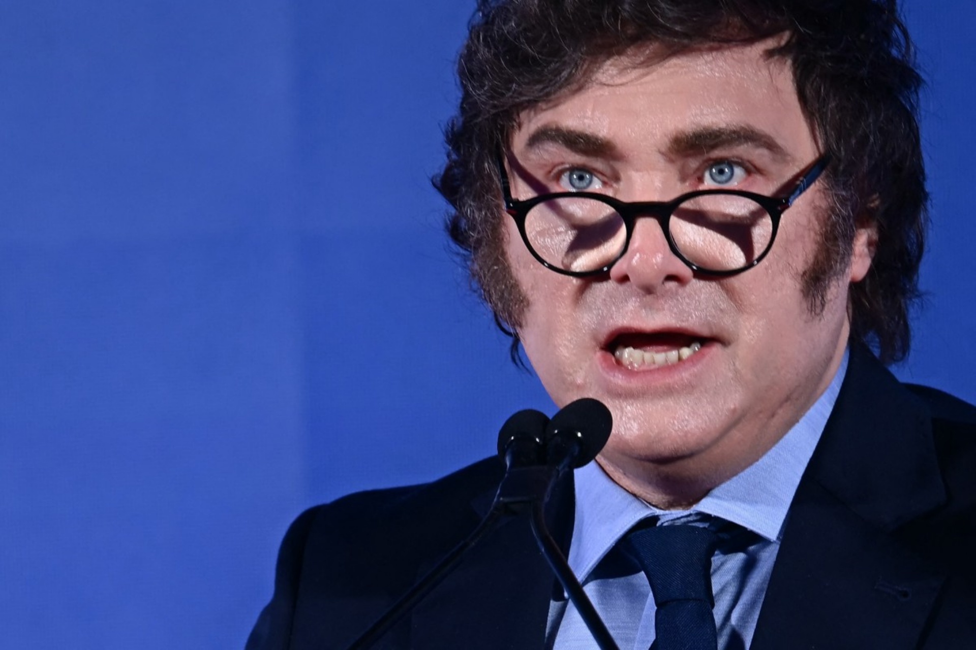 Afectados por $LIBRA acusan a Milei de hacer promoción "engañosa" de la criptomoneda
