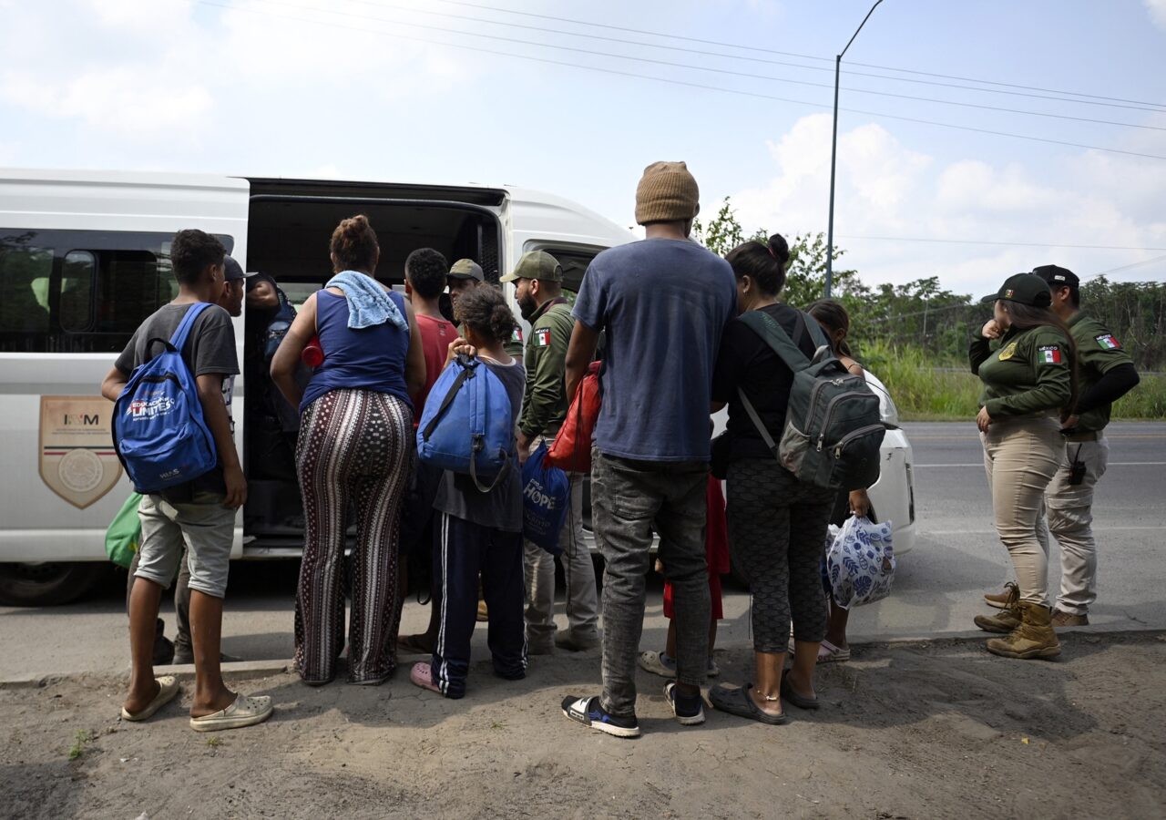 Los migrantes venezolanos, así como de otras nacionalidades, enfrentan las duras políticas del presidente estadounidense Donald Trump.