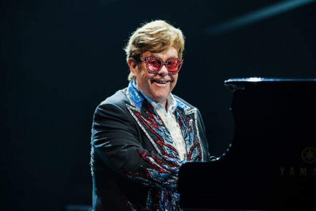 Elton John lanzará nuevo álbum