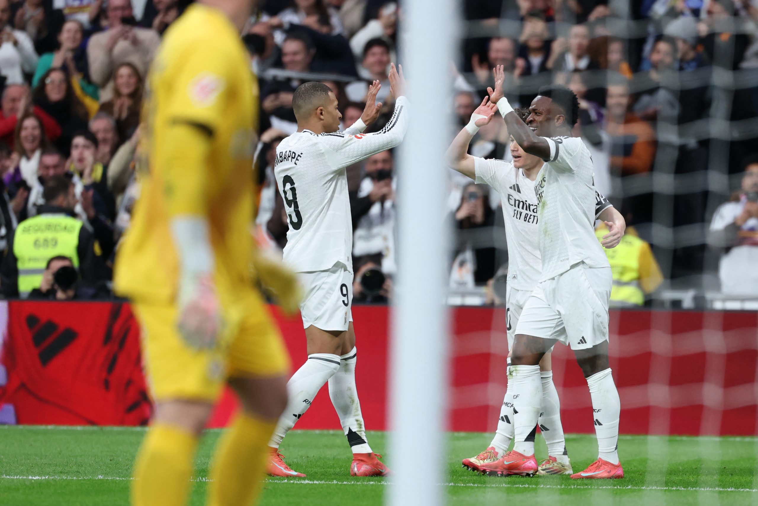 Mbappé y Vinícius dan la victoria al Real Madrid