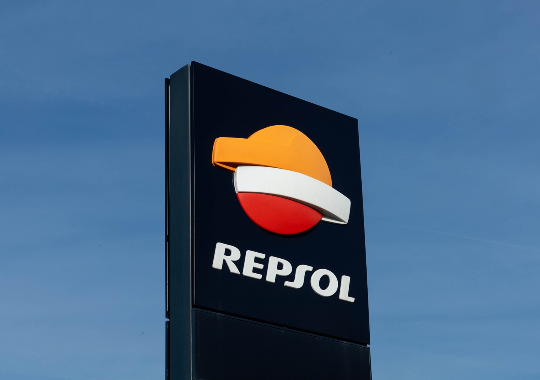 Repsol espera recibir cuatro barcos con crudo de Venezuela en lo que queda de año