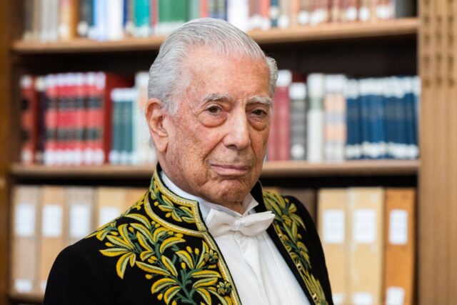 El día que Vargas Llosa aceptó debatir con Chávez, pero el presidente se arrepintió