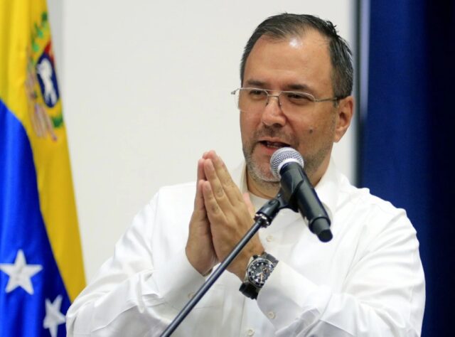 Cancillería venezolana brindará asistencia a familiares de víctimas de la tragedia en Santo Domingo