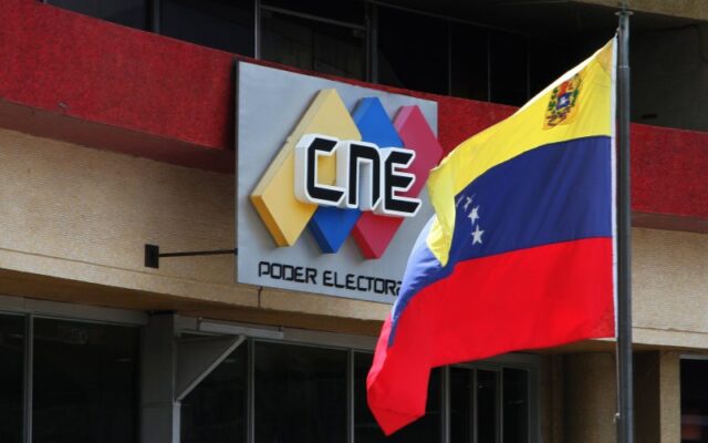 CNE instaló 99,52 % de las mesas de votación para el domingo