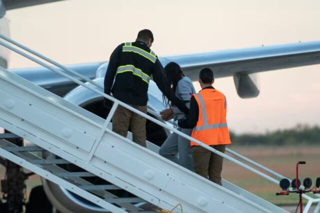 Les dijeron que volvían a su país: dos migrantes venezolanas relatan cómo fue su deportación a El Salvador