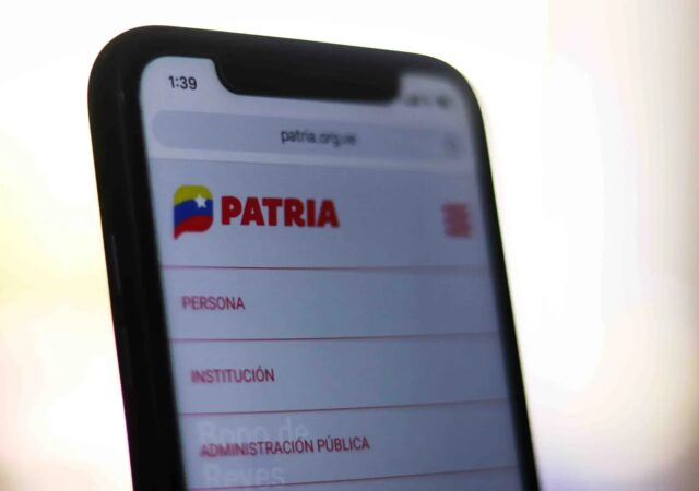 Ciudadanos denuncian retrasos en transferencias del sistema Patria