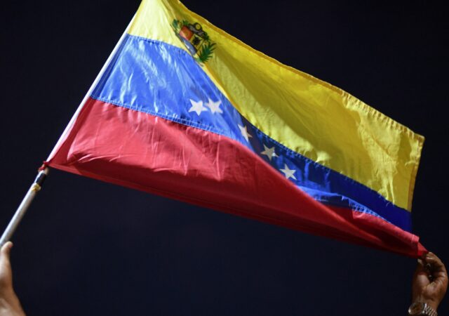 EE UU aclara la nueva restricción de visas: lo que deben saber los venezolanos con citas pendientes o permisos vigentes