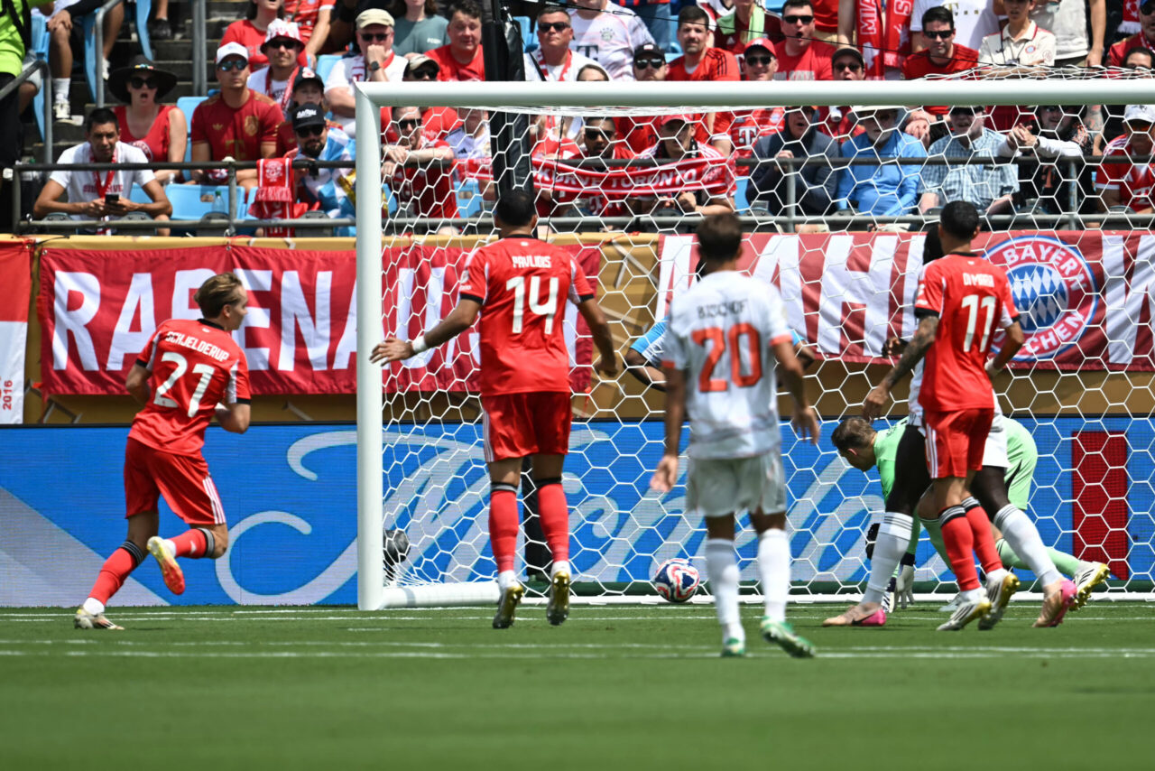 FBL-WC-CLUB-2025-MATCH38-BENFICA-BAYERN