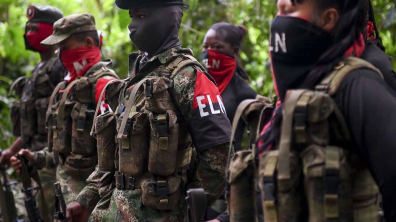 ELN cuida a Nicolás Maduro