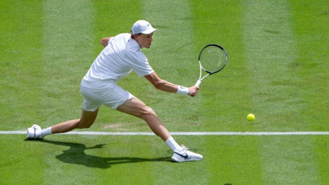 Sinner avanza fácil en Wimbledon, caen Zverev y Pegula