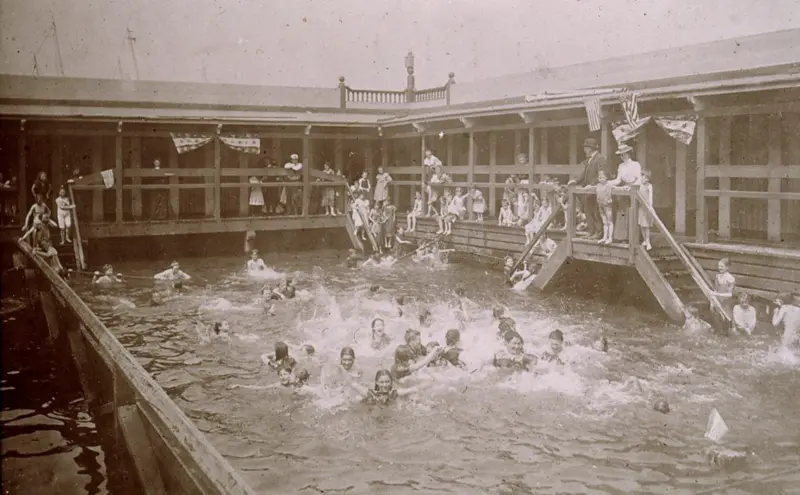 Cuán higiénicas son realmente las piscinas públicas