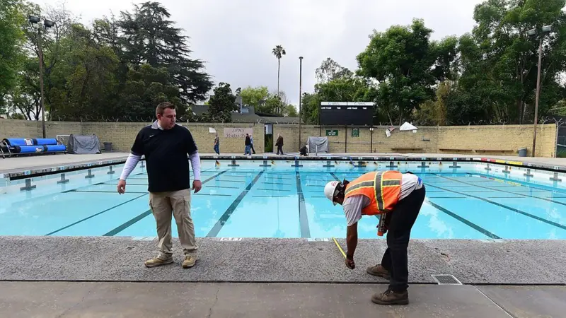 Cuán higiénicas son realmente las piscinas públicas