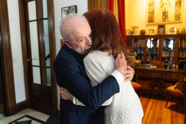 Lula da Silva se reúne con Cristina Fernández en Argentina