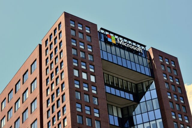 Continúan los miles de despidos en Microsoft: esta vez sufren sus divisiones de videojuegos