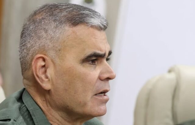 Padrino López insiste en que defenderán la Guayana Esequiba