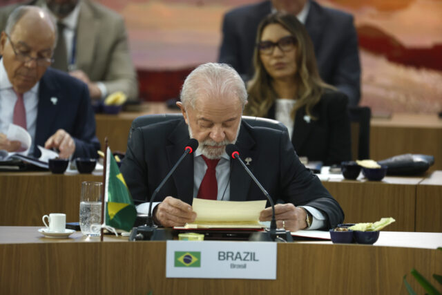 Lula critica el aumento del gasto en defensa de la OTAN: “El gasto militar prueba que hay recursos para la Agenda 2030"