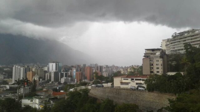 Onda Tropical 14 generará lluvias y descargas eléctricas en varias regiones del país