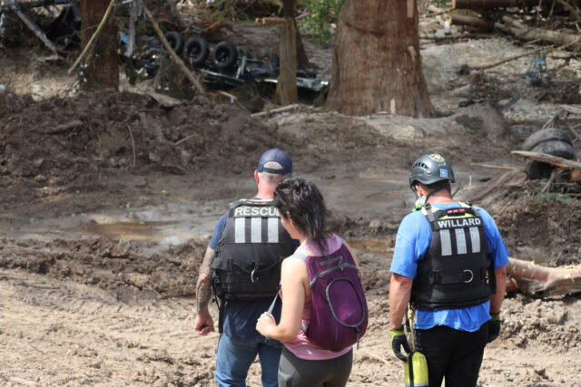 ¿Se pudo evitar? Investigan fallas en sistema de alertas tras muertes por lluvias en Texas