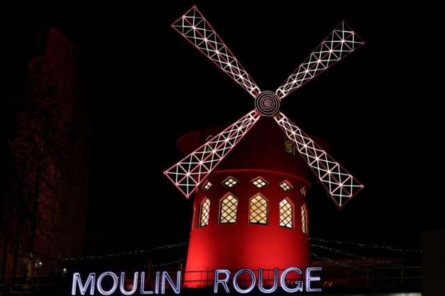 Las aspas del Moulin Rouge vuelven a girar