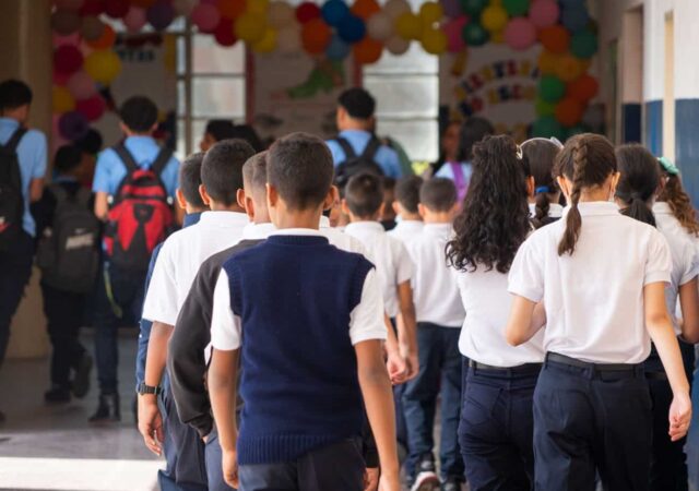 90% de los uniformes escolares que se venden en Venezuela son importados