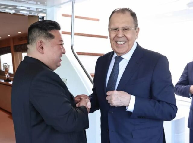 Kim Jong-un y Lavrov consolidan pacto militar y abordan rol norcoreano en Ucrania