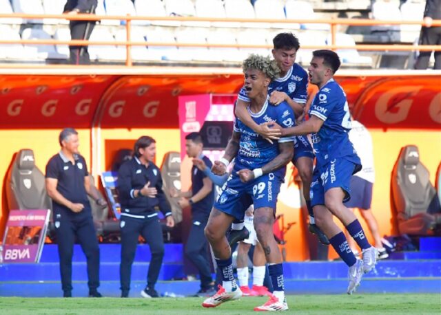 Jhonder Cádiz debuta con gol y asistencia en el Pachuca